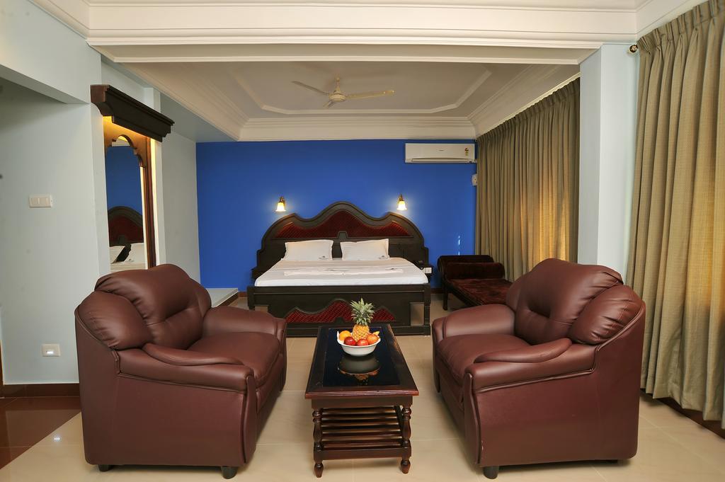 Indraprastha Beach Resort Варкала Екстер'єр фото