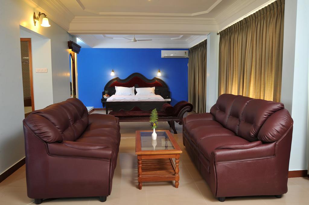 Indraprastha Beach Resort Варкала Екстер'єр фото