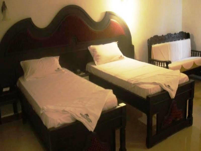 Indraprastha Beach Resort Варкала Екстер'єр фото